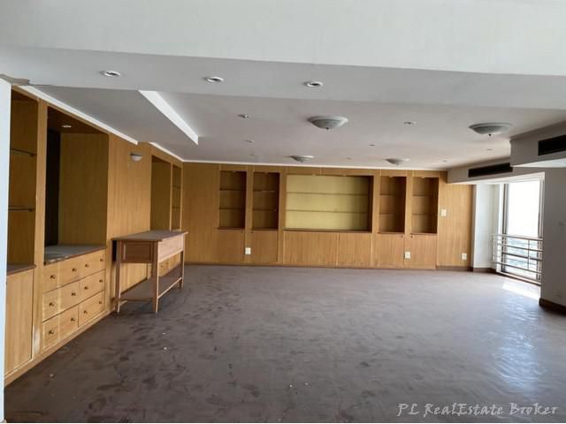 ขาย Regent Srinakarin Tower ห้อง penthouse 300 ตรม