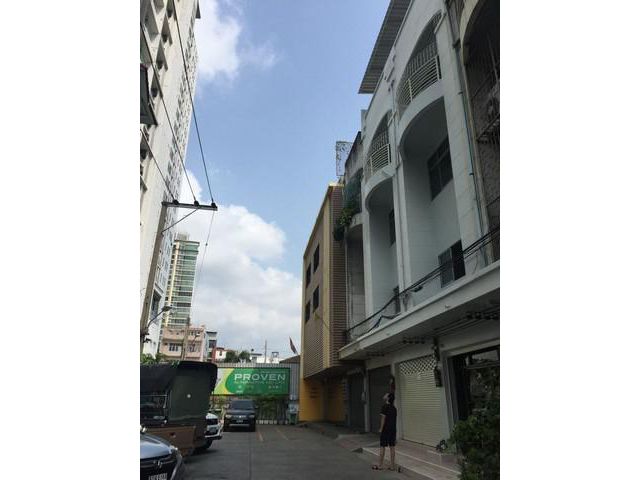 ให้เช่าอาคารพาณิชย์ 5ชั้น ใกล้ BTS ถนนสุขุมวิท71