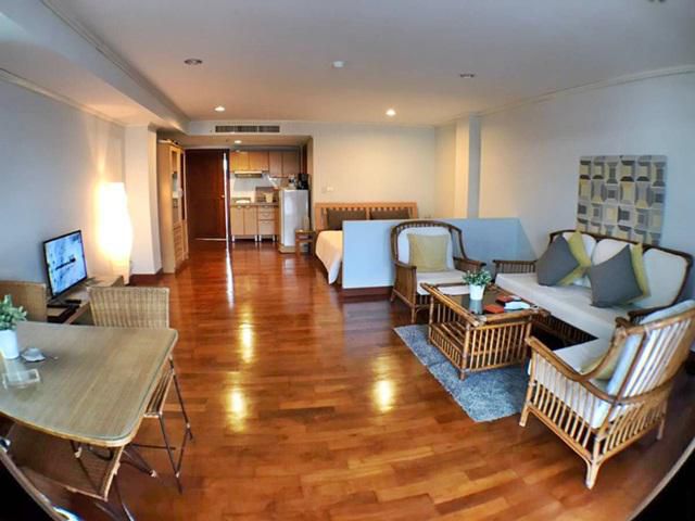 ให้เช่าคอนโด the beach palace ชะอำ 61 ตรม sea view 25,000 บาท 0949263629