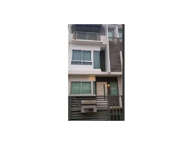 BDS48 ทาวน์โฮม 3ชั้น พระราม 9ศรีนครินทร์