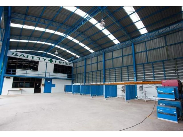 Ps121 ขายด่วนโรงงานโกดังพร้อมใช้ เขาคันทรงศรีราชา แหล่งรวมล้อรอบโรงงานมากมายราคาถูกมาก