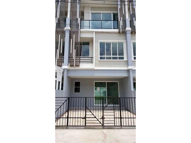 ให้เช่าทาวน์โฮม เดอะแพลนท์ ซิตี้ แจ้งวัฒนะ