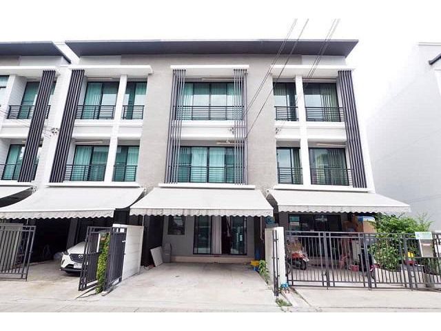 ให้เช่าทาวน์โฮม บ้านกลางเมืองพระราม9 รามคำแหง