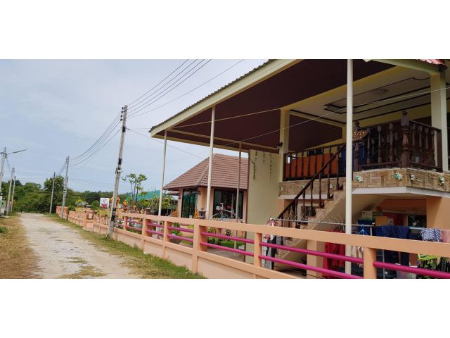 ที่ดินสวยพร้อมอาคาร