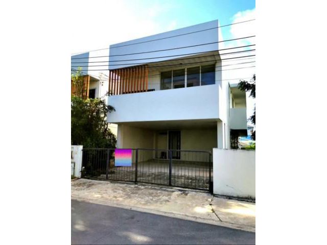 ขาย บ้านเดี่ยวโครงการ Courtyard​-Villa เลียบวงแหวนตะวันออก(กาญจนาฯ)​-พระราม 9