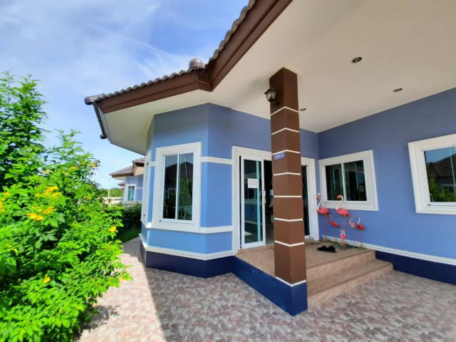 ขายบ้านเดี่ยว51-75 ตรว.2 ห้องนอน 2ห้องน้ำ 1ห้องครัว 1ที่จอดรถ 1ห้องโถงนั่งเล่น ใกล้นิคมอุตสาหกรรมเกตุเวย์ จ.ฉะเชิงเทรา