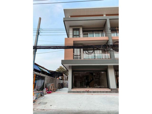 ให้เช่าโฮมออฟฟิศ ซ.รามอินทรา 19 ใกล้เซ็นทรัล