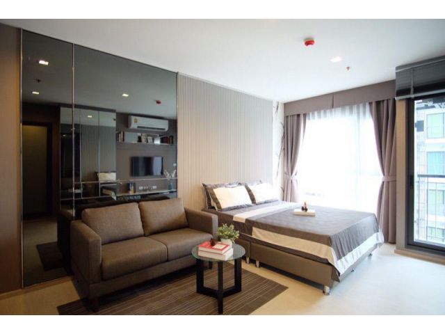 HOT ให้เช่าคอนโด RHYTHM Sukhumvit 36-38 ชั้น 15 ใกล้ BTS ทองหล่อ