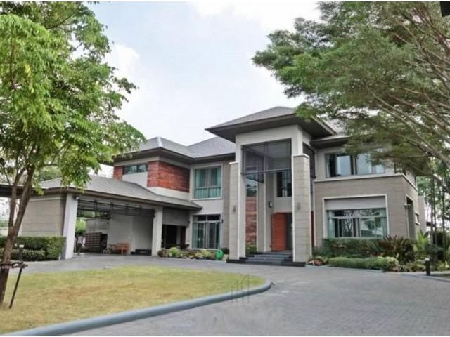 ขายบ้านหรู 495ตรว.เฉลิมพระเกียรติ ร.9 มีสระว่ายน้ำ
