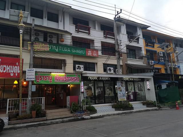 ขายอาคารพาณิชย์ 3ชั้นครึ่ง 2คูหา 380 ตรม.กิ่งแก้ว
