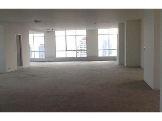 P09CF1704738 Baan Sathorn Chaopraya 4 Bed 24.1 mb
