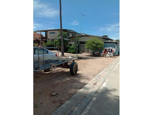 ขายที่ดินใกล้ถนนบางแสน-อ่างศิลา เนื้อที่ 500 ตรว. ต.แสนสุข อ.เมือง จ.ชลบุรี