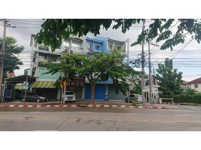 รหัสทรัพย์ 2950 อาคารพาณิชย์ 4 ชั้น ย่านเกษตร นวมินทร์
