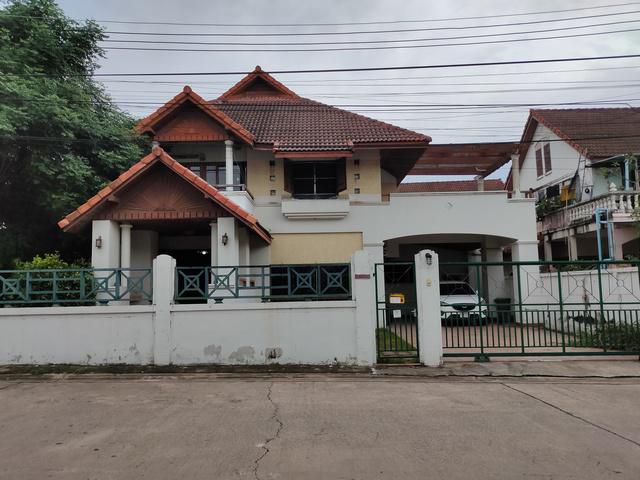 หมู่บ้านเทอเรสฮิลล์ ศรีราชา ขายบ้านเดี่ยว 101 ตรว.
