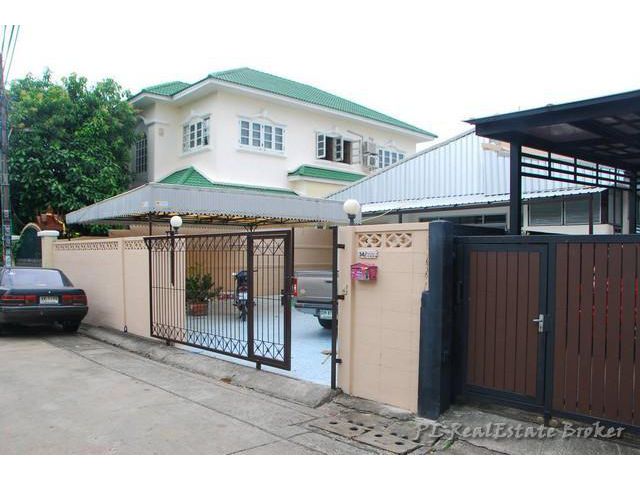 ให้เช่าบ้านชั้นเดียว 64 ตรว 4 นอน โชคชัย 4 แยก36