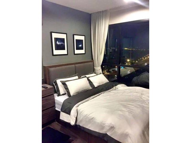 ให้เช่า / ขาย  The base park east ชั้น16