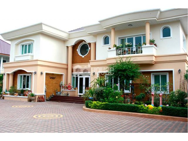 บ้านเป็นชนิดบ้าน 2 ชั้น จ.นครราชสีมา