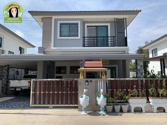 สารินลิฟวิ่ง-โนนหงษ์ทอง/บ้านเดี่ยว 2 ชั้น ฟรีเฟอร์นิเจอร์เกือบทั้งหลัง