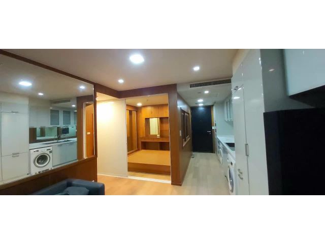Condo Noble Ambience Sarasin