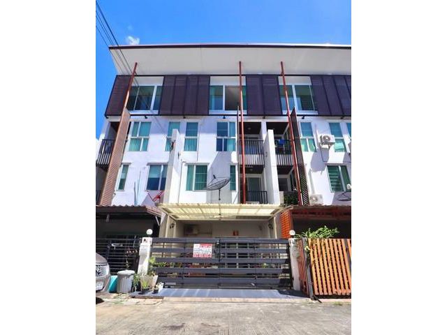 DD00126 ขายทาวน์เฮ้าส์ หมู่บ้านดิแอคทิค แจ้งวัฒนะ
