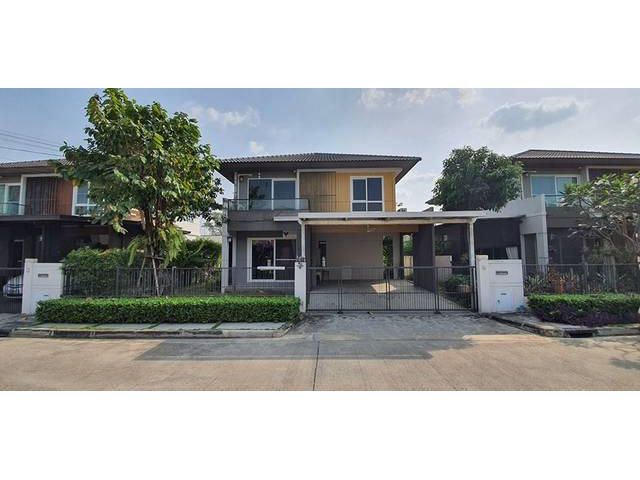 ขายให้เช่าบ้านเดี่ยว2ชั้น หมู่บ้านมัณฑนา เลควัชพล