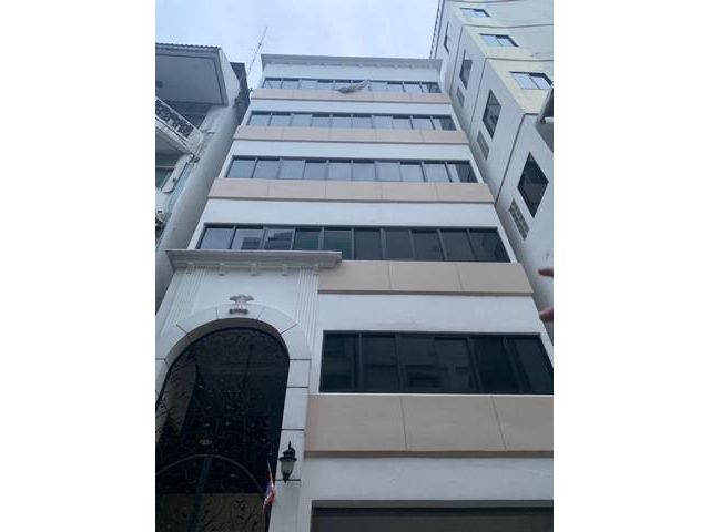 ให้เช่าพื้นที่สำนักงานขนาด 110ตรม  ถนนสีลม