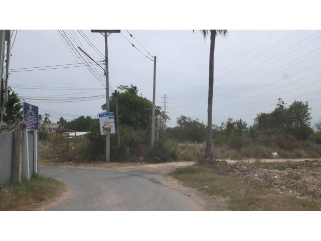 ที่ดิน 4 ไร่ เก้ากิโล ศรีราชา