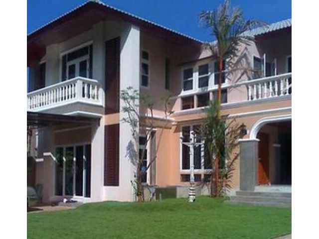 ขายบ้านเดี่ยว 195 ตร.วา 5 นอน เมืองเอก รังสิต