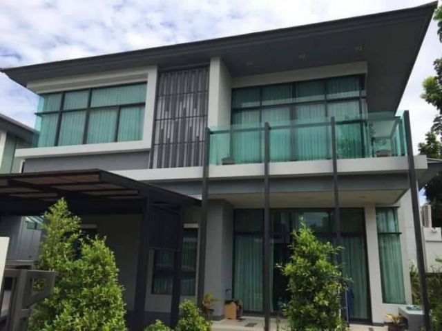 ขายถูกมาก บ้านเดี่ยวหรู 2 ชั้น ม.เศรษฐสิริ แจ้งวัฒนะ-ประชาชื่น 4 ห้องนอน 3 ห้องน้ำ 1 ห้องรับแขก 1 ครัว ที่จอดรถ 2 คัน ขน