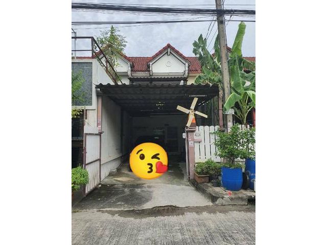 เดินทางได้ หลายช่องทาง ทำเลดี