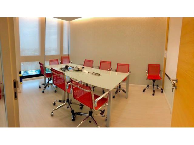 For Rent สำนักงาน ชั้น 16  ตึกเซ็นทรัล ซิตี้ ทาวเวอร์  ตกแต่งแล้ว พื้นที่186.73 ตร.ม. พร้อมเข้าอยู่