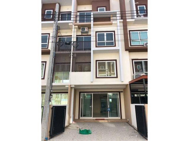 ให้เช่าทาวน์โฮม 4 ชั้น ปรัชญาบิซโฮม2 ลาดกระบัง