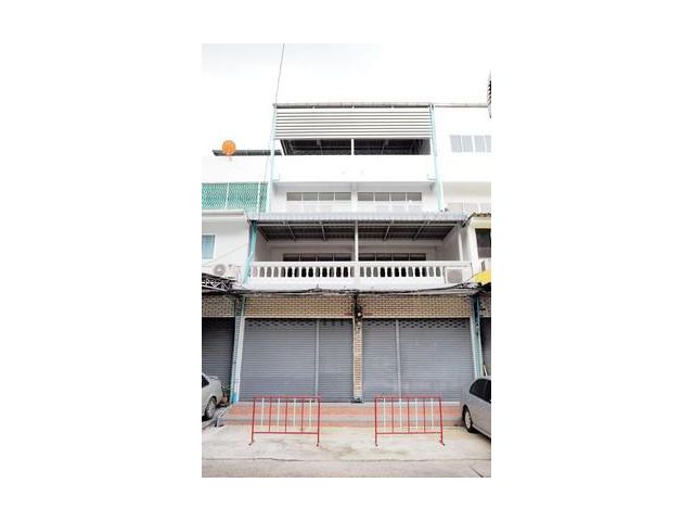 อาคารตึกแถว 4 ชั้น 2 คูหา ซ.ลาดพร้าว 45