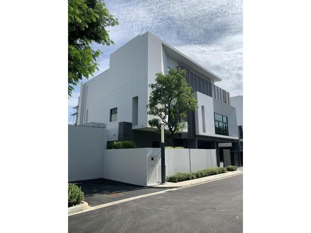 For Sale บ้านเดี่ยว หมู่บ้านนันทวัน พระรามเก้า ศรีนครินทร์ กรุงเทพกรีฑา พร้อมลิฟท์ส่วนตัว