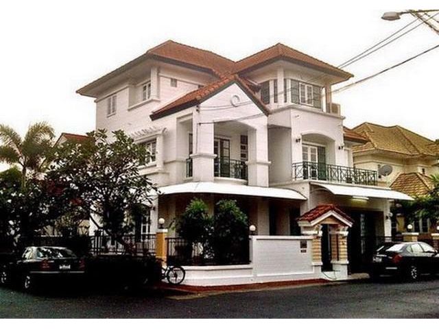 For Rent บ้านเดี่ยวพร้อมอยู่ หมู่บ้านมัณฑนา เฉลิมพระเกียรติ28