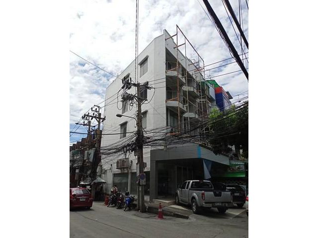 ขายอาคารพาณิชย์ริมถนนพหลโยธิน ขนาด 4 ชั้น