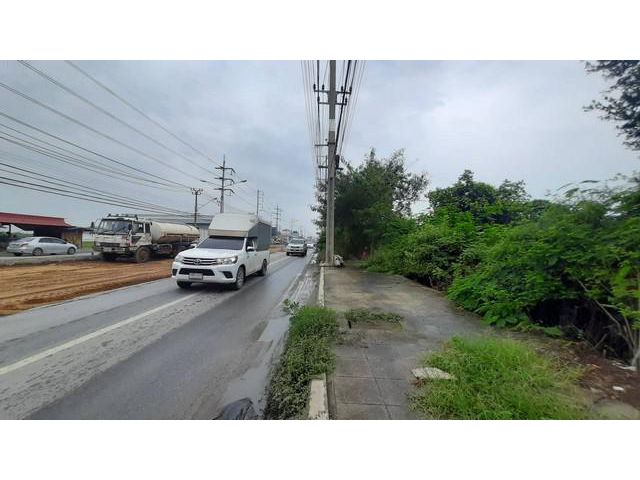 ขายที่ดิน เนื้อที่5ไร่66ตรวติดถนนบางกรวย-ไทรน้อย