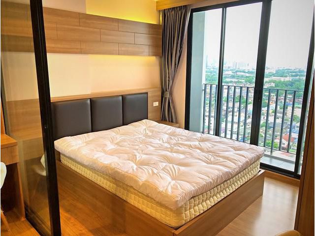 ให้เช่า 12000 คอนโด เดอะ ทรี อินเตอร์เชนจ์