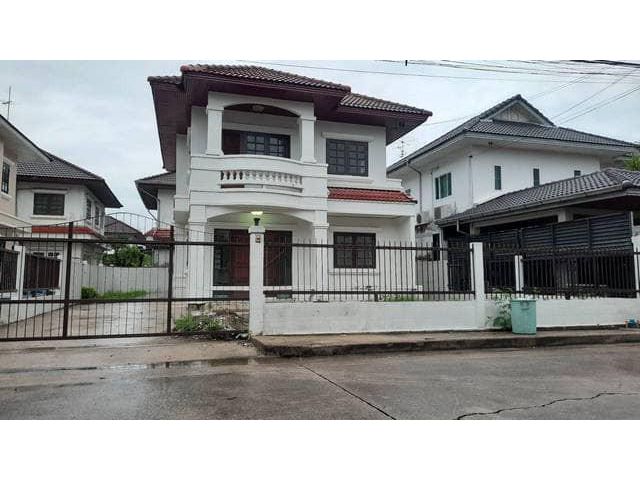 รหัสทรัพย์ B1972 บ้านเดี๋ยว 2 ชั้น หมู่บ้านมณียา ซ.ท่าอิฐ ถ.รัตนาธิเบศร์