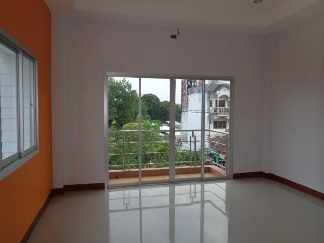 ขาย อาคารพาณิชย์ : เมืองระยอง(ระยอง)