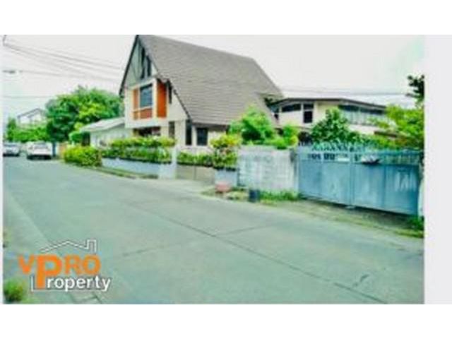 ขาย-ให้เช่า บ้าน 2 ชั้น ซอยนวมินทร์ 81