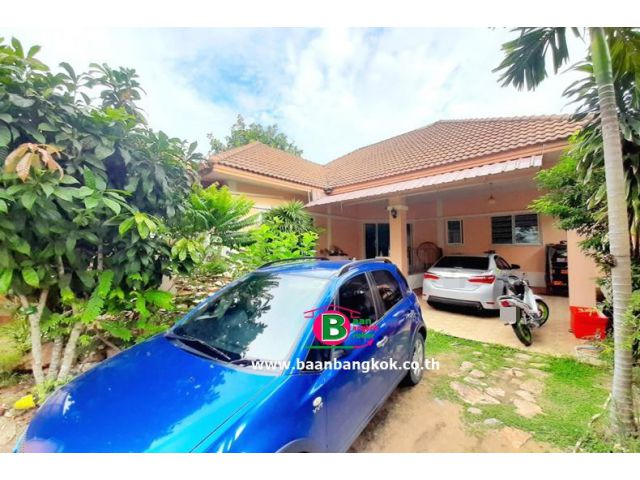 ที่ดินพร้อมบ้าน 1 ชั้น หนองเกตุใหญ่ 12 เนื้อที่ 70 ตรว. มี 2 ห้องนอน 2 ห้องน้ำ ถนนสุขุมวิท อ.บางละมุง จ.ชลบุรี