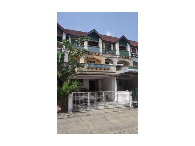 ทาวน์โฮม 3 ชั้น ถ.พระราม 9 ซอย 19