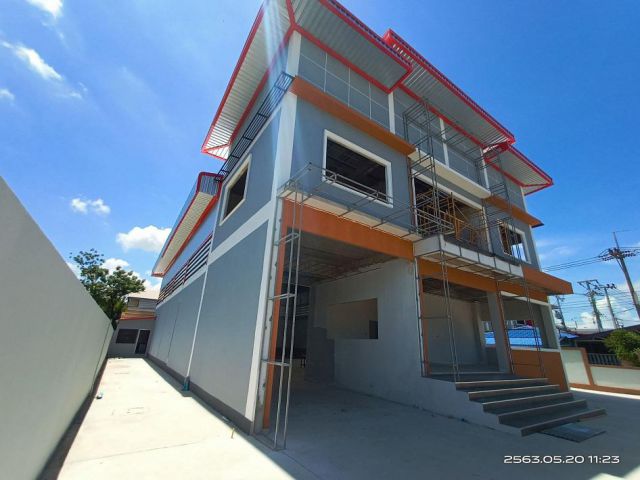 ขายที่ดิน 205 ตรว.พร้อมโรงงาน 435 ตรม. สนง.2 ชั้น ท่าเสา สมุทรสาคร ราคาถูก