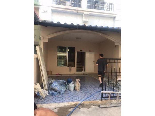 รหัสทรัพย์ B2066 ให้เช่า ทาวน์โฮม ทำเลดี โครงการโชคชัย 4 โครงการหน้ากองปราบ