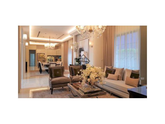 บ้านแสนสิริพัฒนาการ 4 นอน พร้อมเฟอร์ ที่จอดรถ8คัน