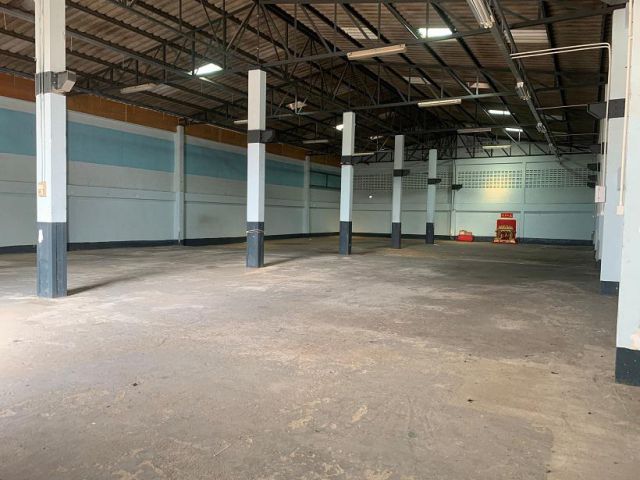 ให้เช่าโกดังโรงงาน 480 ตรม. ติดถนนบางกระดี่ บางขุนเทียน ค่าเช่าถูก