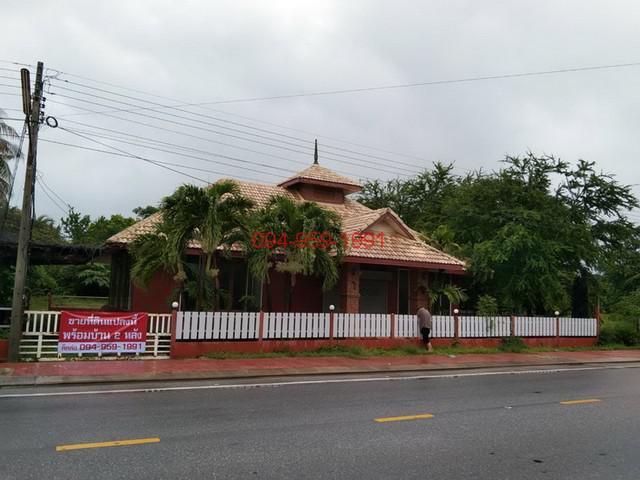 ขายที่ดินพร้อมบ้าน 0.ประจวบ เนื้อที่ 2-2-59 ไร่