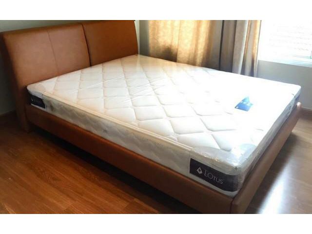 ให้เช่า 11000 คอนโด แมนฮัตตัน พาร์ค เรสซิเดนซ์
