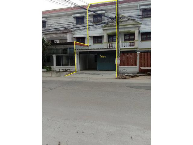 ให้เช่าอาคารพาณิชย์ 3 ชั้น ริมถนนแฮปปี้แลนด์สาย2